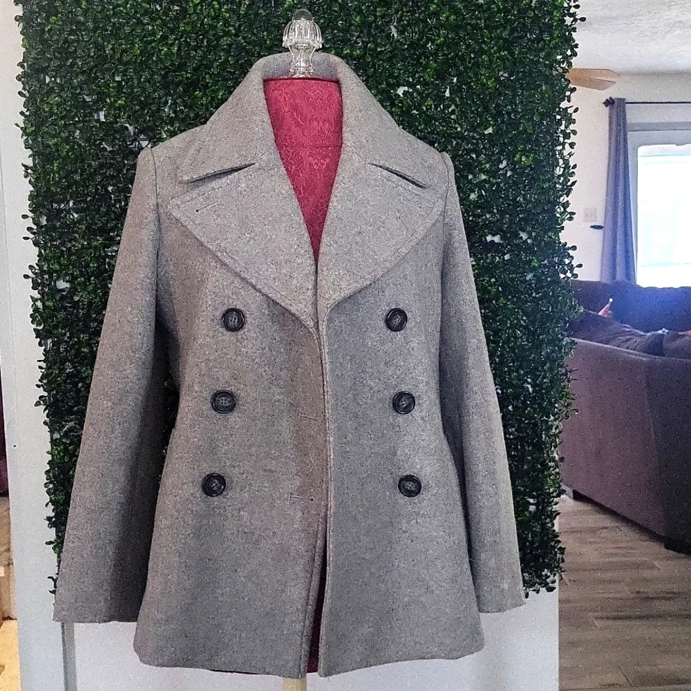 Old Navy Light Gray Jacket - Picture 2 of 6